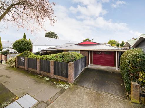 311A Fitzherbert Avenue, West End