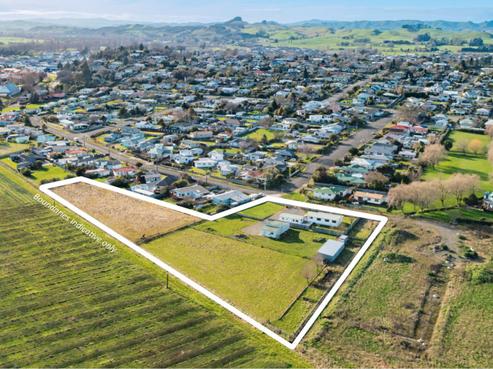 25 Woburn Street, Waipukurau and Surrounds