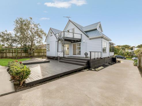 44 Eugenia Rise, Totara Heights