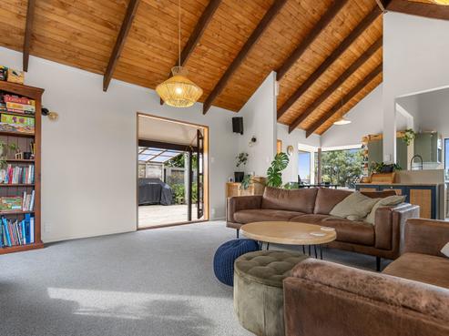 28 Lachlan Drive, Dinsdale