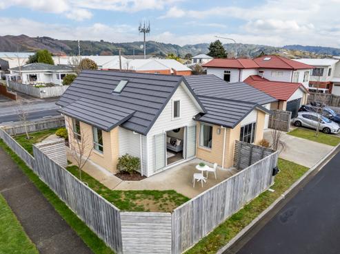 1 Yeats Grove, Trentham