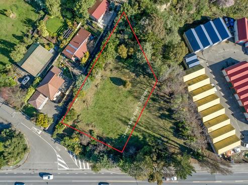 2 Avoca Valley Road, Hillsborough