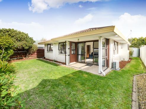 2/99 Vogel Street, Roslyn