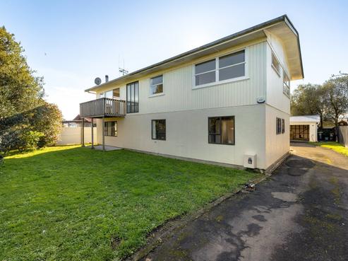 13 Erika Place, Fairview Downs