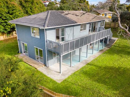 64 Reynella Drive, Massey