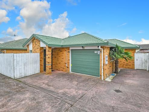 2/94 Pah Road, Papatoetoe