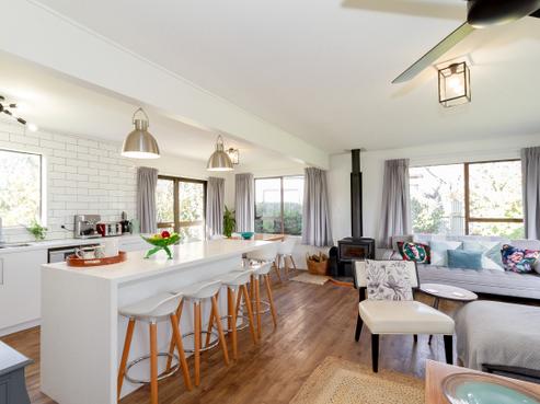 8 Lannie Place, Greenmeadows