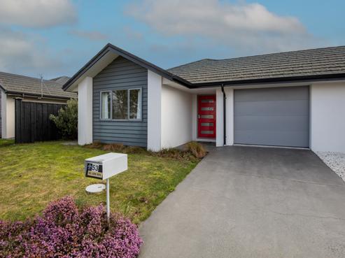 53 Farnborough Way, Rolleston