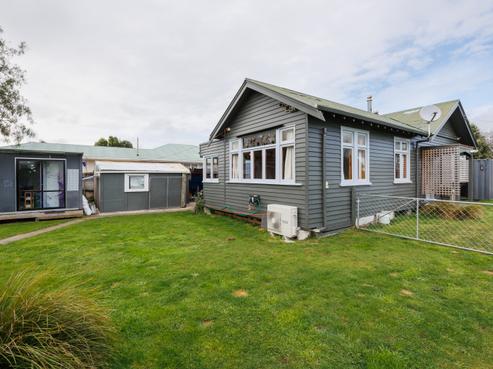 42 Harris Street, Marton