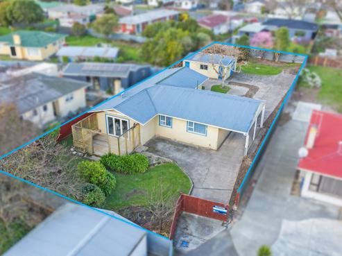 24 Sutherland Crescent, Westbrook