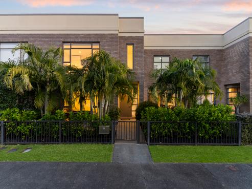 82 Tihi Street, Stonefields