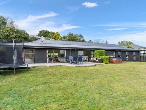126 Cape Hill Road, Pukekohe