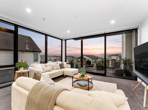 201/64 Te Oneroa Way, Long Bay