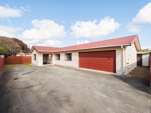 232A Tremaine Avenue, Highbury
