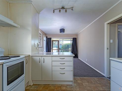 9 Hanan Place, Parkside