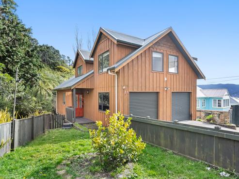 1/8 Swainson Street, Naenae