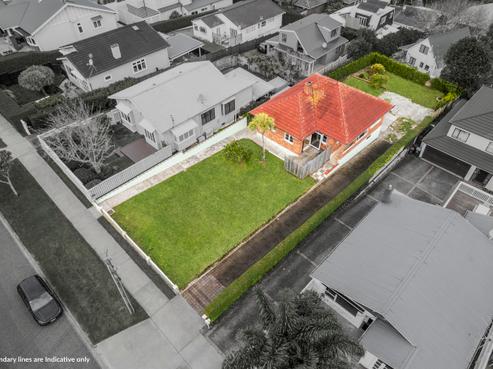 24 Highland Road, Mount Albert