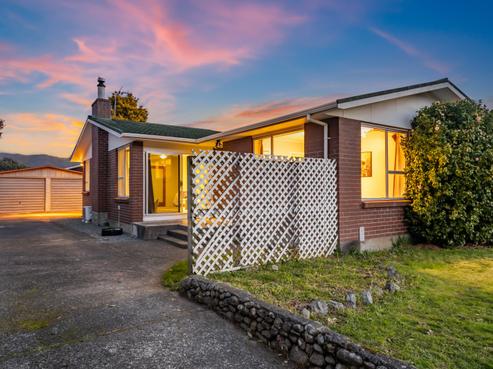 75 Pasadena Crescent, Totara Park