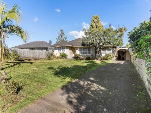 12 Halswell Street, Mangere East