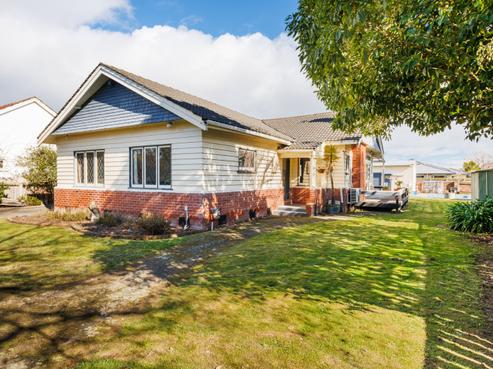 18 Rangitane Street, Palmerston North Central