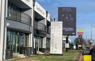 High Profile Office on Moorhouse