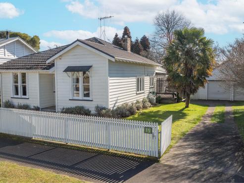 15 Myrtle Street, Hamilton East