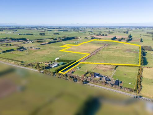 388 Oteramika Road, Tisbury