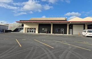 Warehouse, Office and Showroom