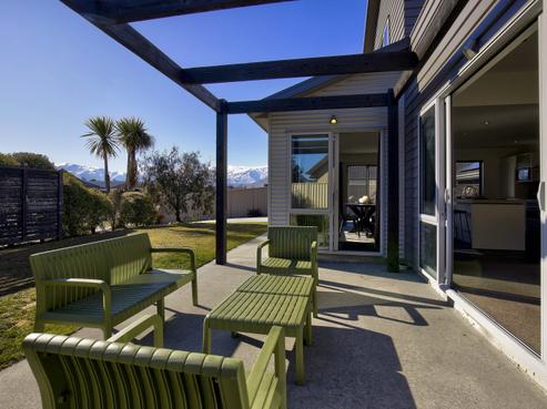 18 Lochnagar Drive, Lake Hayes Estate
