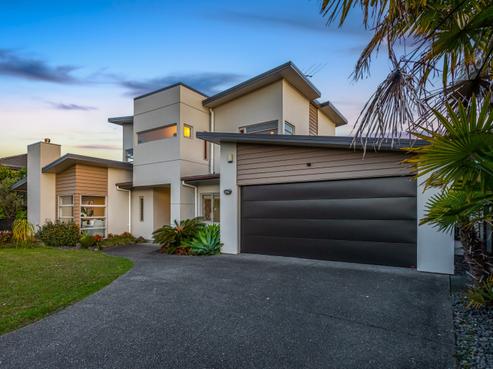 17 Glen Bay Close, Pinehill