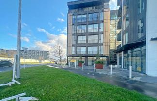 RETAIL UNIT IN PRESTIGIOUS RISLAND APARTMENTS
