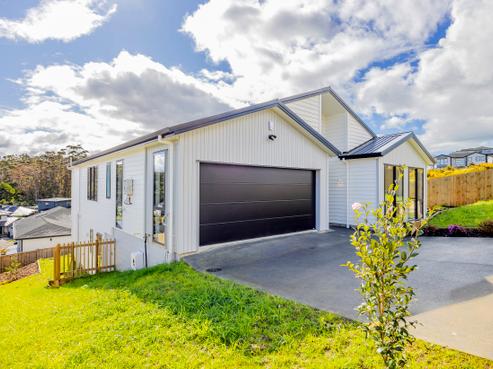 261 West Hoe Heights, Orewa