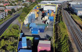 High Stud Warehouse And Large Yard