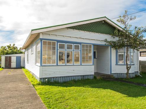 5 Station Road, Marton