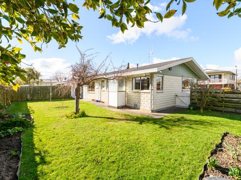 8 Heayns Place, Feilding