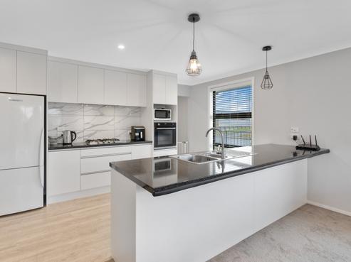 1 Seagrass Place, Otaki Beach