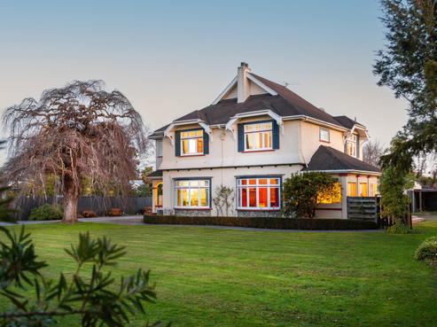 27 Essex Street, Masterton