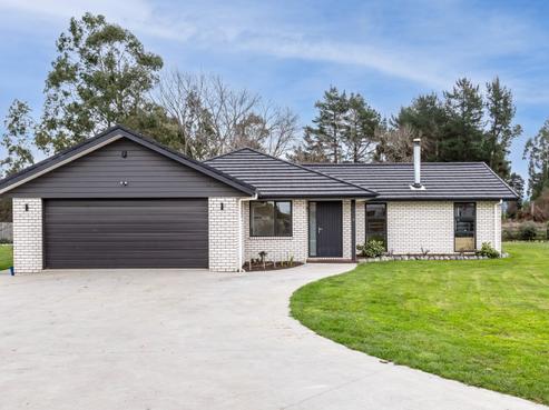 5 Kens Lane, Carterton