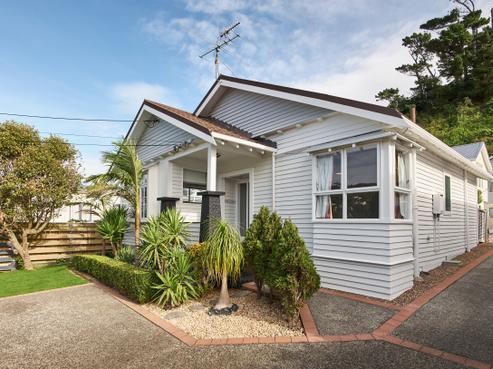 40 Derwent Street, Island Bay