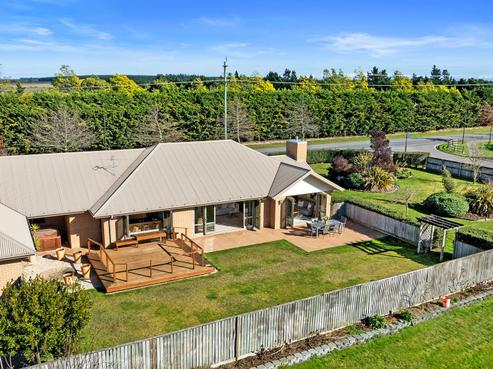 2 Boulez Mews, Rolleston