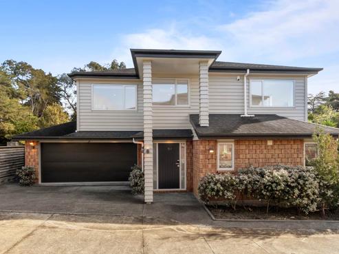 33C Cliff View Drive, Green Bay