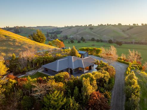 14A Totara View Road, Wakefield