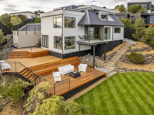 7 Hatherly Lane, Mount Pleasant