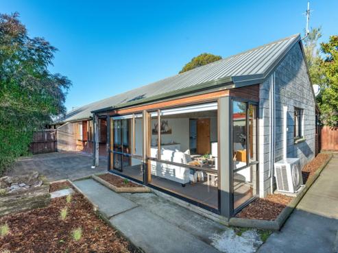 61B Torrens Road, Middleton