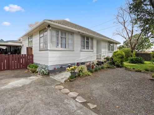 10 Clement Grove, Taita