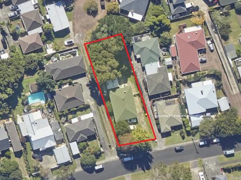 16 Trentham Road, Papakura