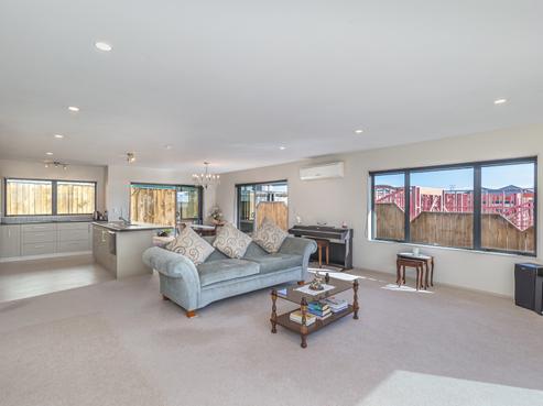 9A Trafalgar Street, Levin