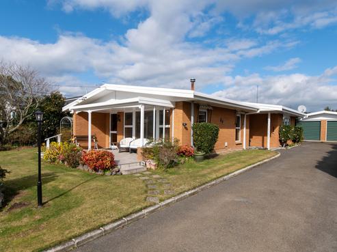8 Carlton Street, Glenholme