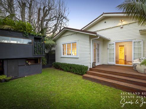 33 Harbutt Avenue, Mount Albert