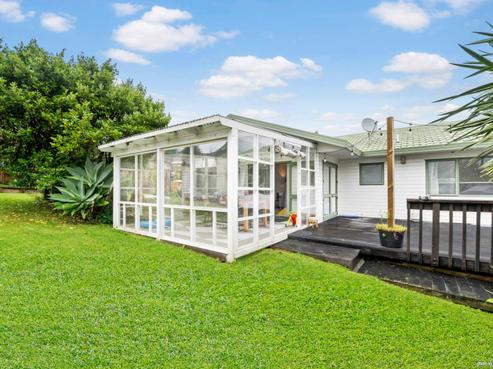 47B Jelas Road, Red Beach